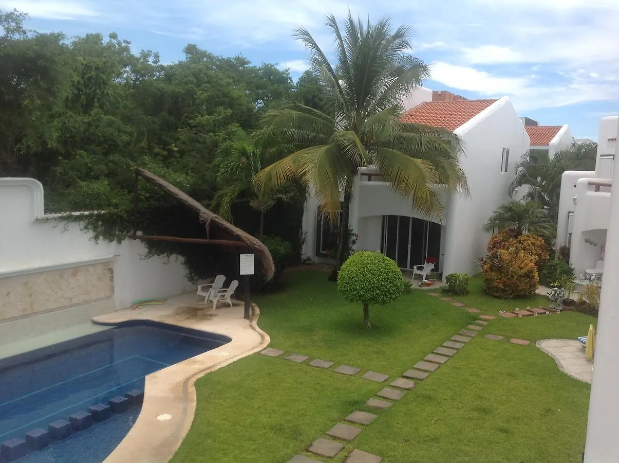 Casa Pili Bed & Breakfast Playa del Carmen Mexico