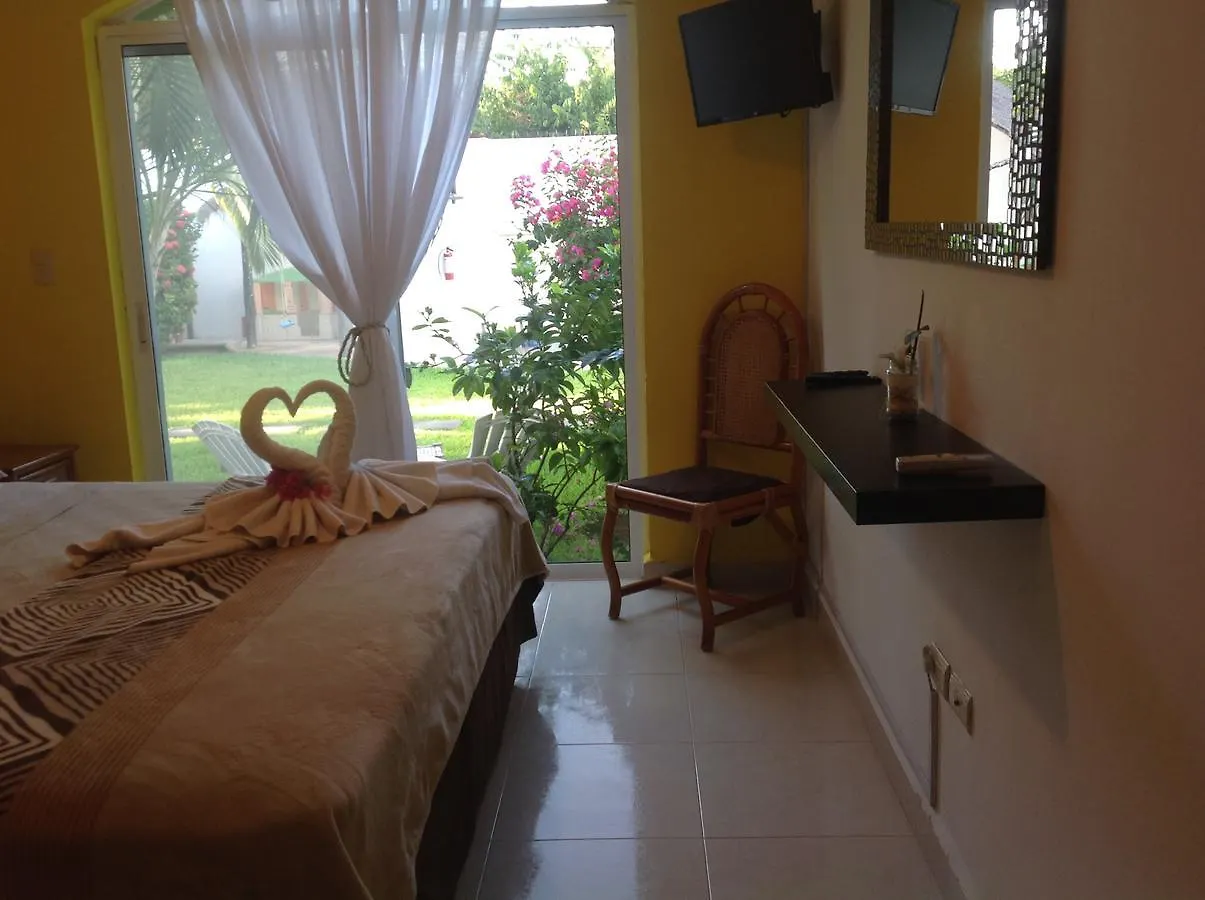 Casa Pili Bed & Breakfast Playa del Carmen 0*,  Mexico